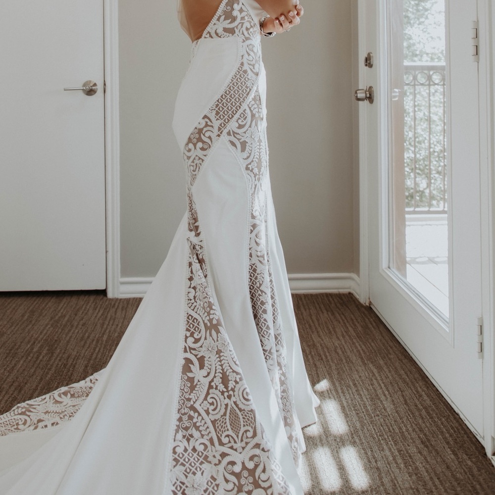 Lovers Society - Beckett Wedding Gown - Picture 6 of 6